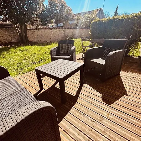 En Rez De Jardin Avec Parking 公寓